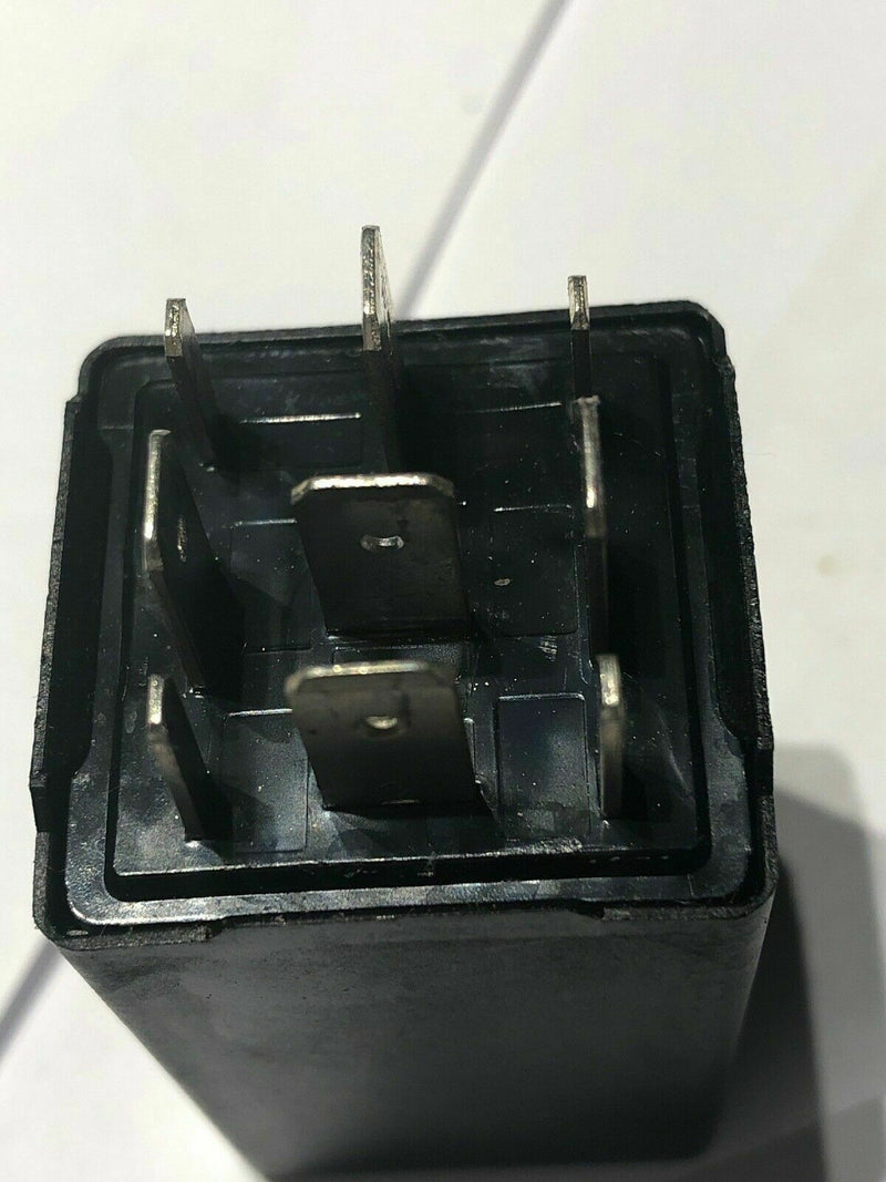 Dodge Jeep Chrysler Plymouth Turn Signal Flasher Relay Module 4686094