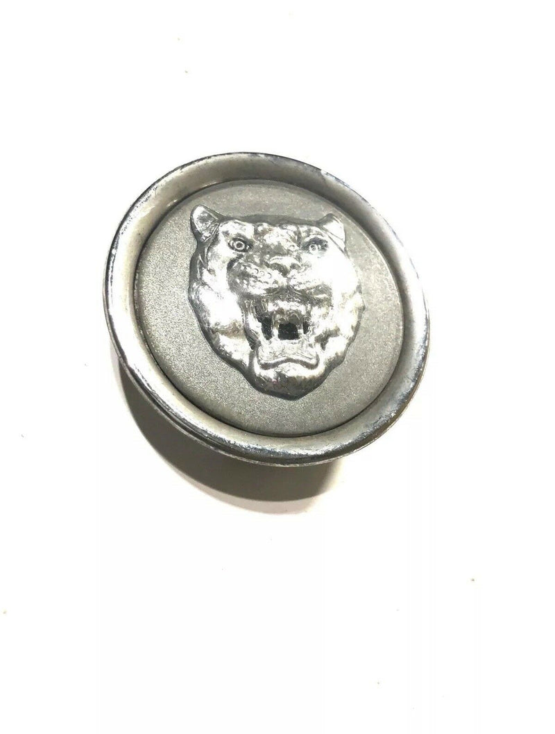 Jaguar  Wheel Center Cap Grey Badge Growler 1 Piece  MNA6249GA
