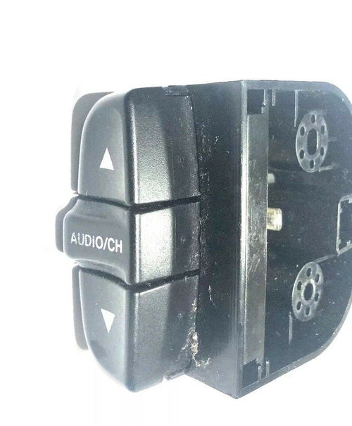 1999 - 2004 00 01 02 Honda Odyssey Steering Wheel Audio Channel Control Switch