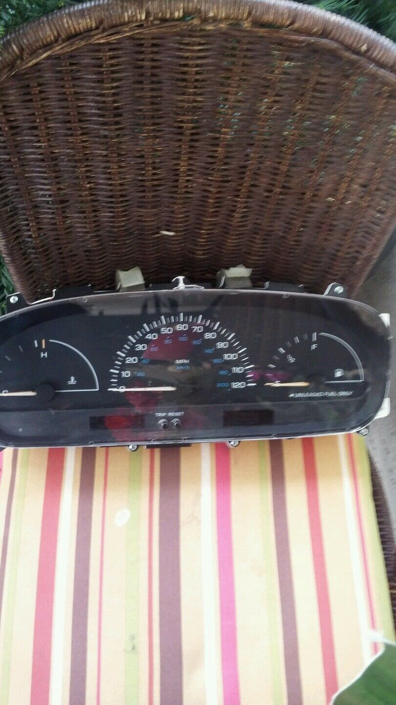 PREMIUM 2000 Dodge Caravan Instrument Cluster Speedometer Tachcometer gas  OEM
