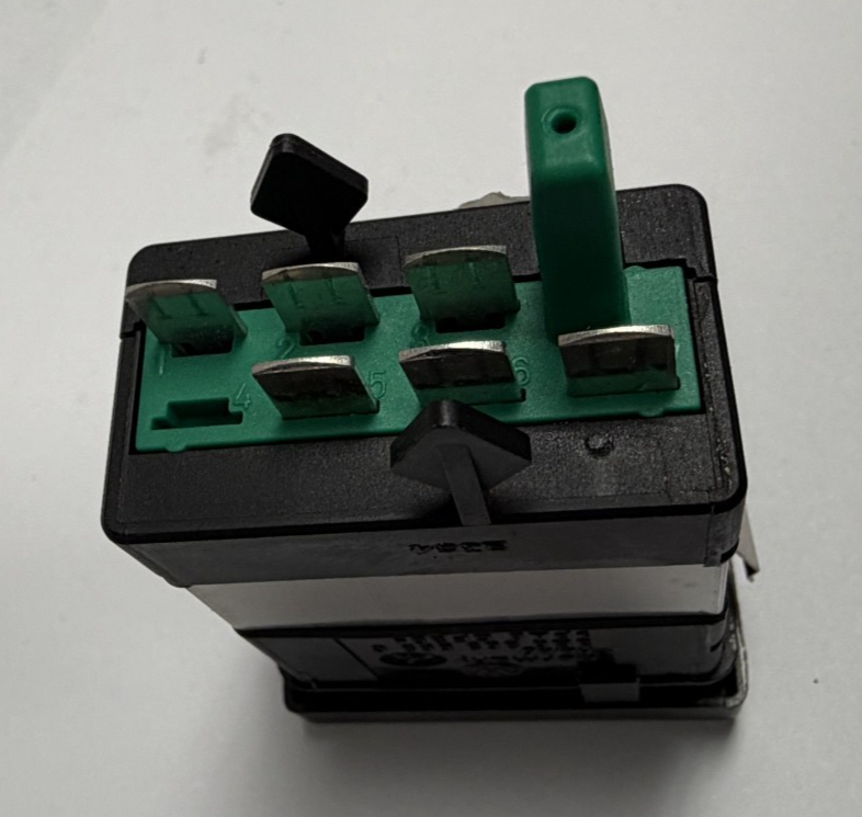 1998-2005 Volkswagen Passat Left LH Heated Seat Switch 3B0963563C Black