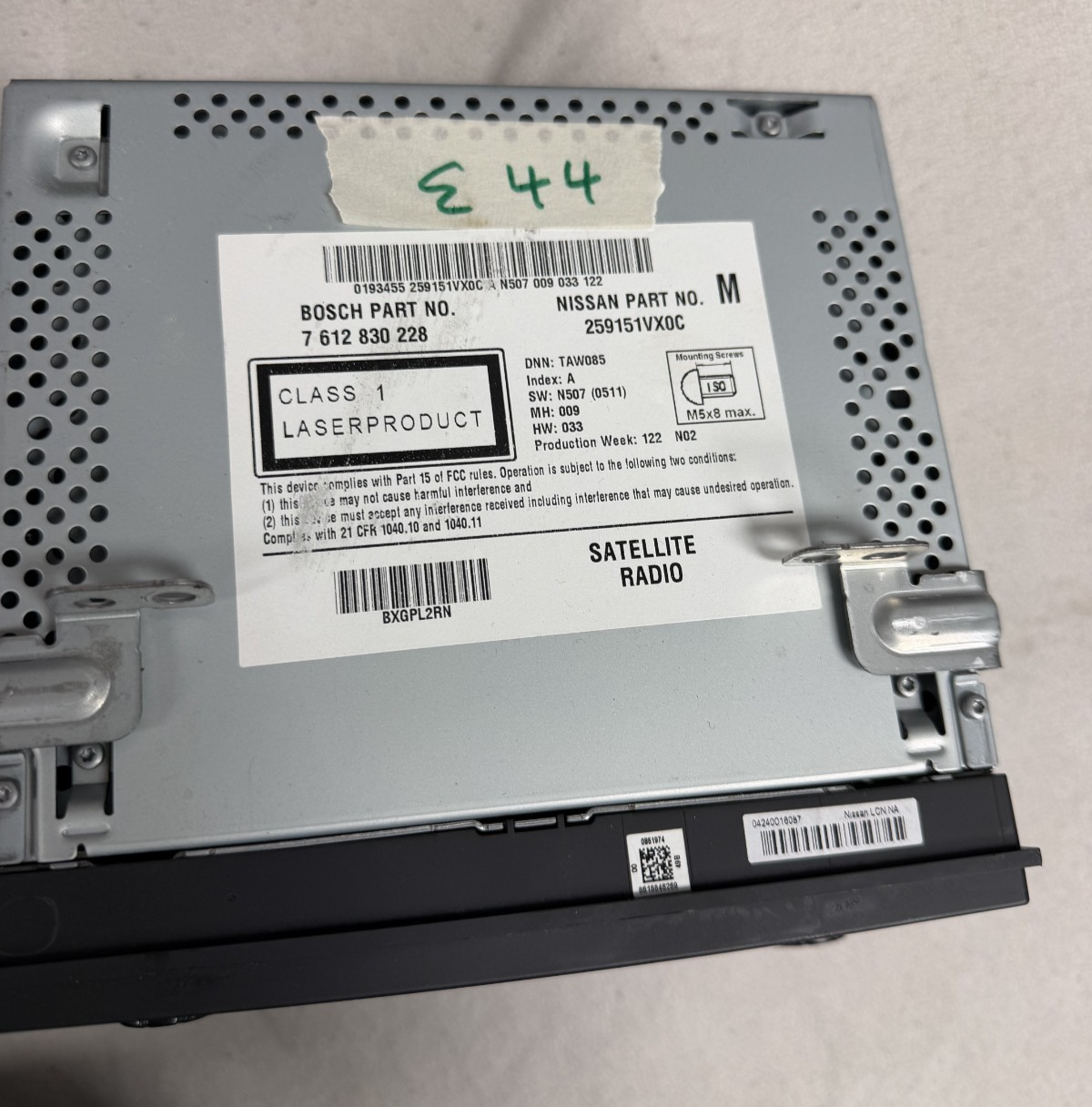 11 12 2011-2012 Nissan Rogue AM FM Radio Receiver CD Player 259151VX0C