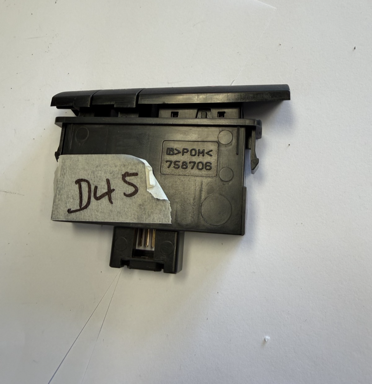 2004-2009 Toyota Prius Dash Hazard Signal Trip Control Button Switch 758706