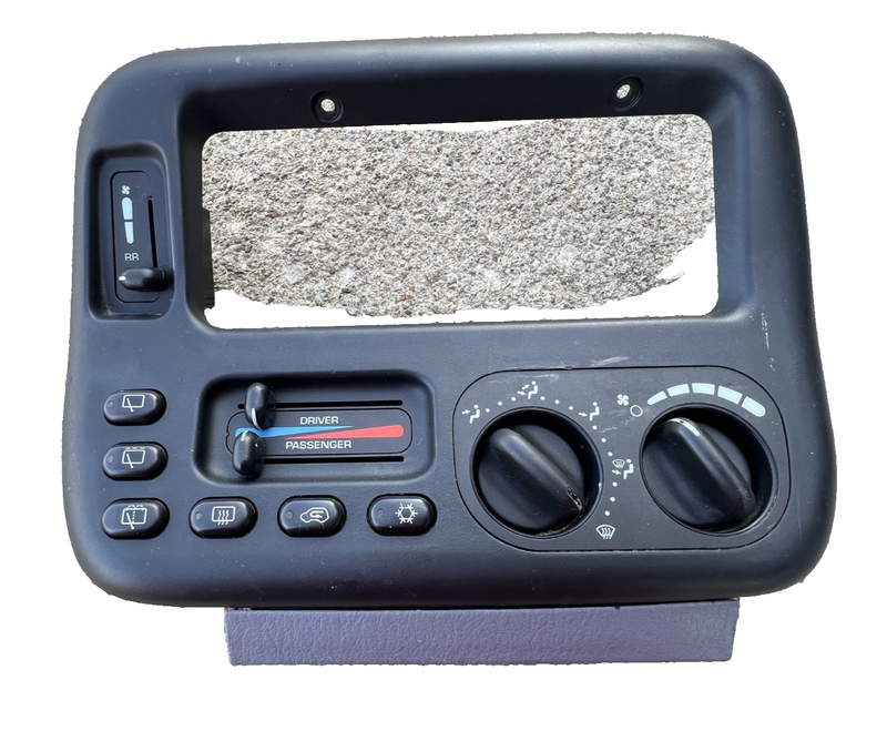 99 00 1999 2000 Dodge Caravan Temperature Climate Control OEM 04677617AC Black