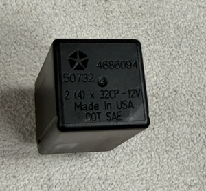 Turn Signal Relay 12V 4686094, 50732 fits 1997 1998 1999 2000 Dodge Caravan
