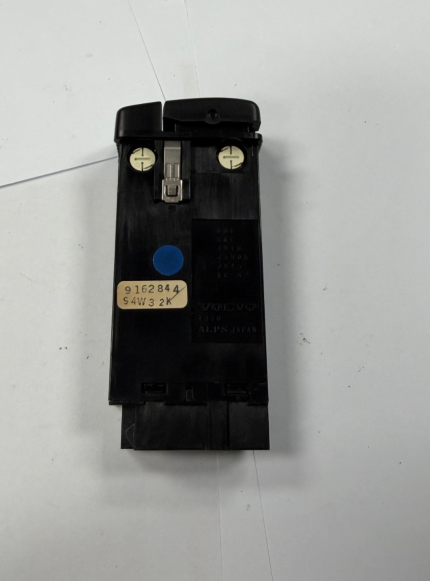 1995-1998 Volvo 850 R 960 S90 V90 Emergency Light Hazard Switch 9162844 Black