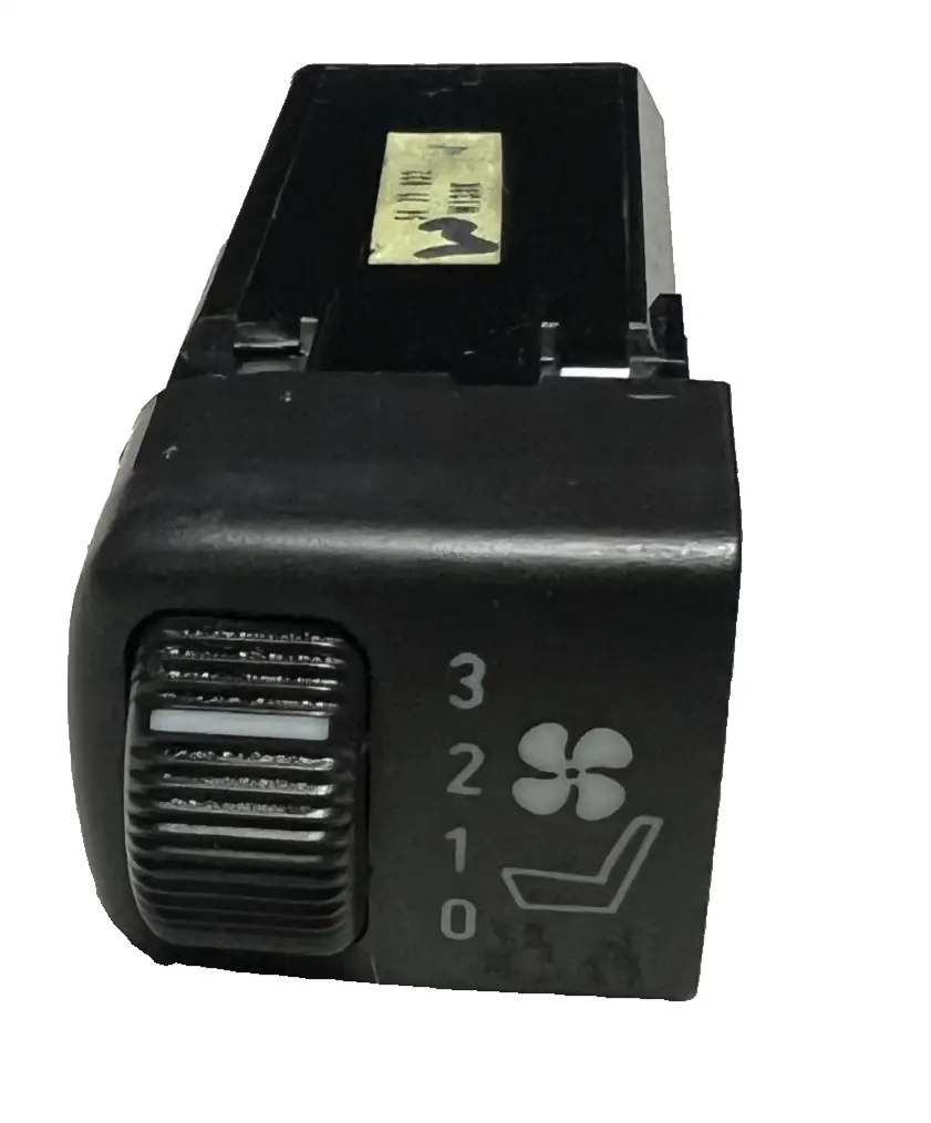 99 00 01 02 03 04 05 Saab 9-5 Heated Seat Seat Heat Control Switch 5471032 by Unbranded