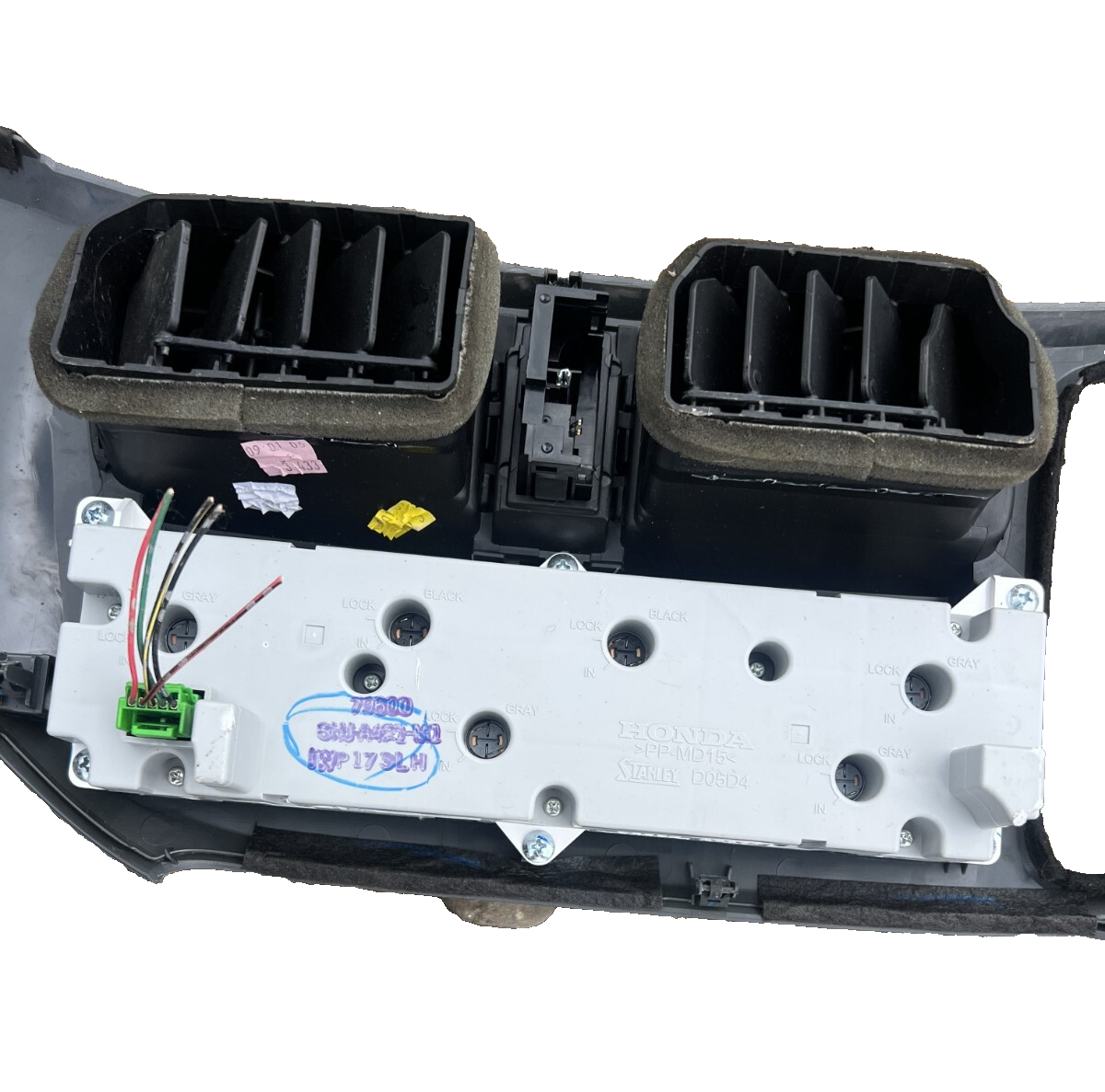 2005-2010 Honda Odyssey AC Climate Control Switch Air Vent Bezel Trim OEM