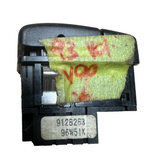 94-98 Volvo V90 Rear Heated Mirror Defrost Control Switch Button 9128263