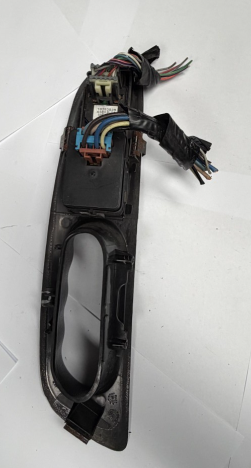2000-2005 Chevy Monte Carlo Door Window Switch with Trim Front Left LH 10283839