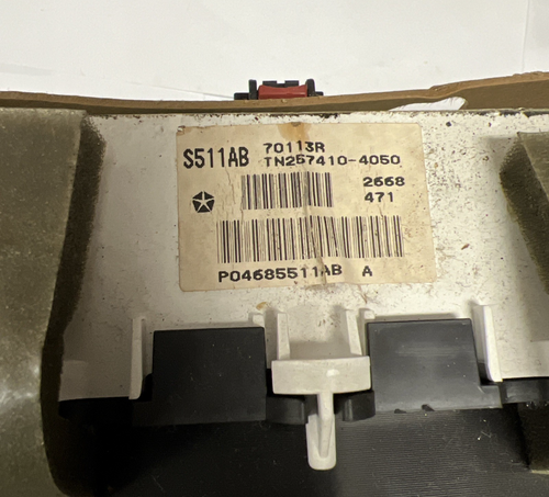 00 2000 Dodge Caravan Speedometer Instrument Gauge Cluster OEM 04685511AB