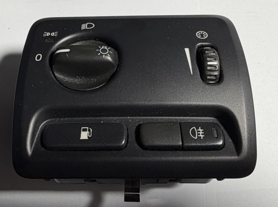 2001-2009 Volvo S60 XC70 V70 Headlight Headlamp Fuel Control Switch 8691752