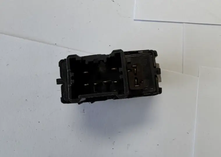 1994 1995 1996 1997 Honda Accord Defrost Switch Button Control 4T05A Black by Unbranded