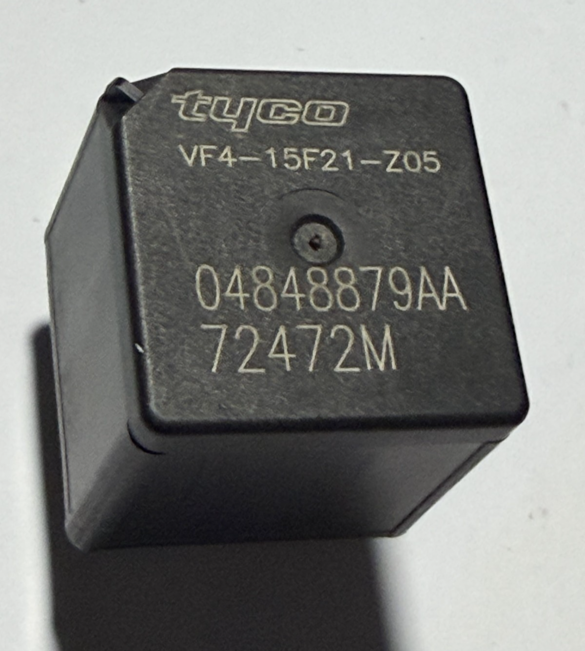 Tyco 5 Pin Relay 04848879AA 72472M, VF4 15F21 Z05 fits Chrysler Jeep Dodge