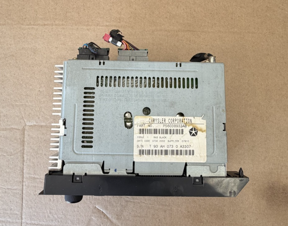 1994-2001 Dodge Ram 1500 AM FM Stereo Cassette Radio Player 56038933AB