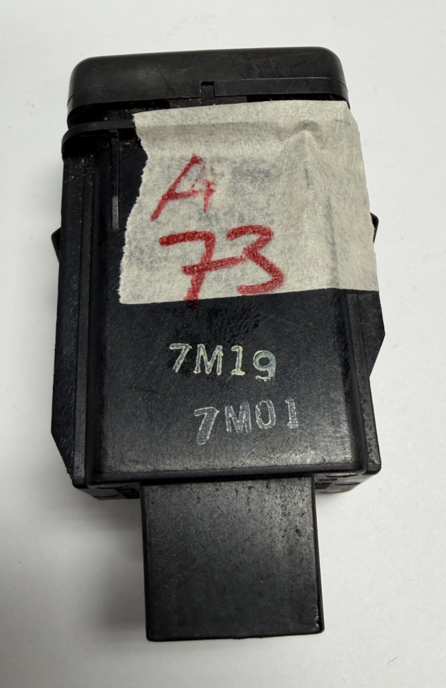 96-00 Honda Civic Interior Light Dimmer Cruise Control Switch M15760, 7M19