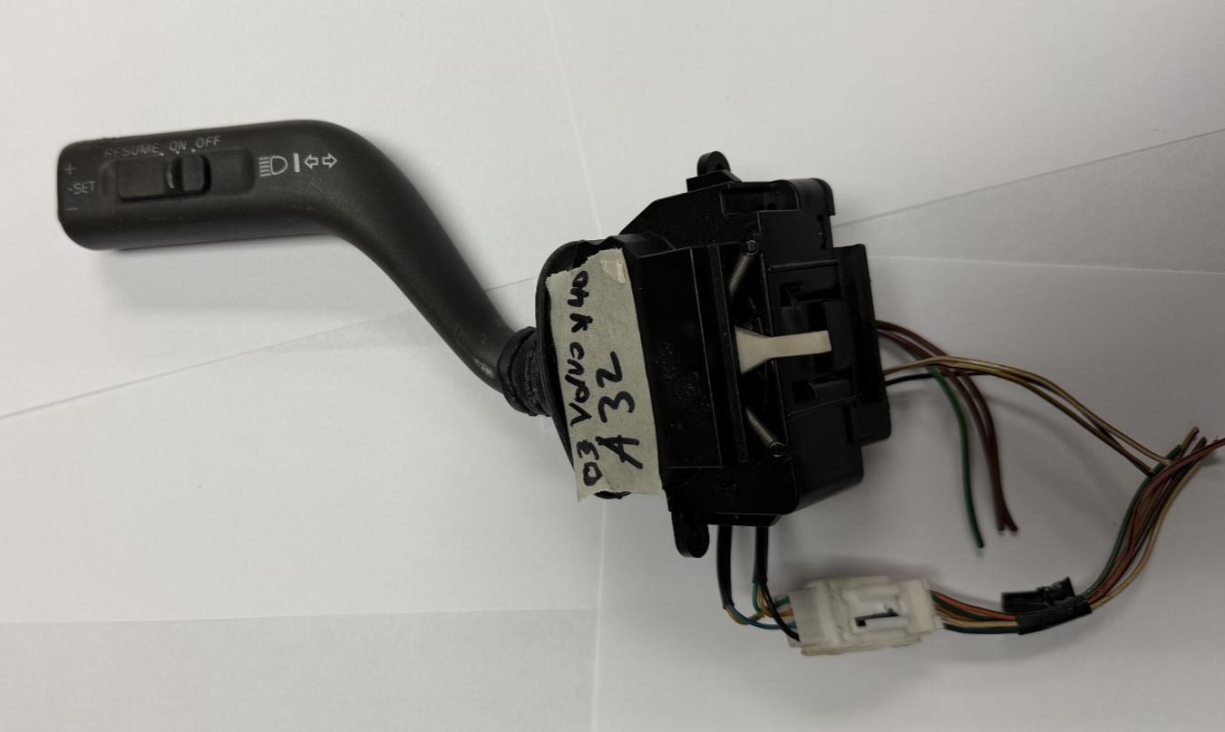 Steering Column Turn Signal Control Switch Black fits 03 2003 Volvo V40