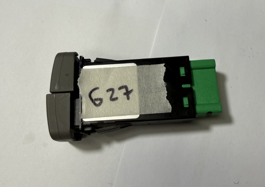 2006 2007 2008 Honda Pilot Cruise Control VSA Off Switch Button M26323 Dark Gray