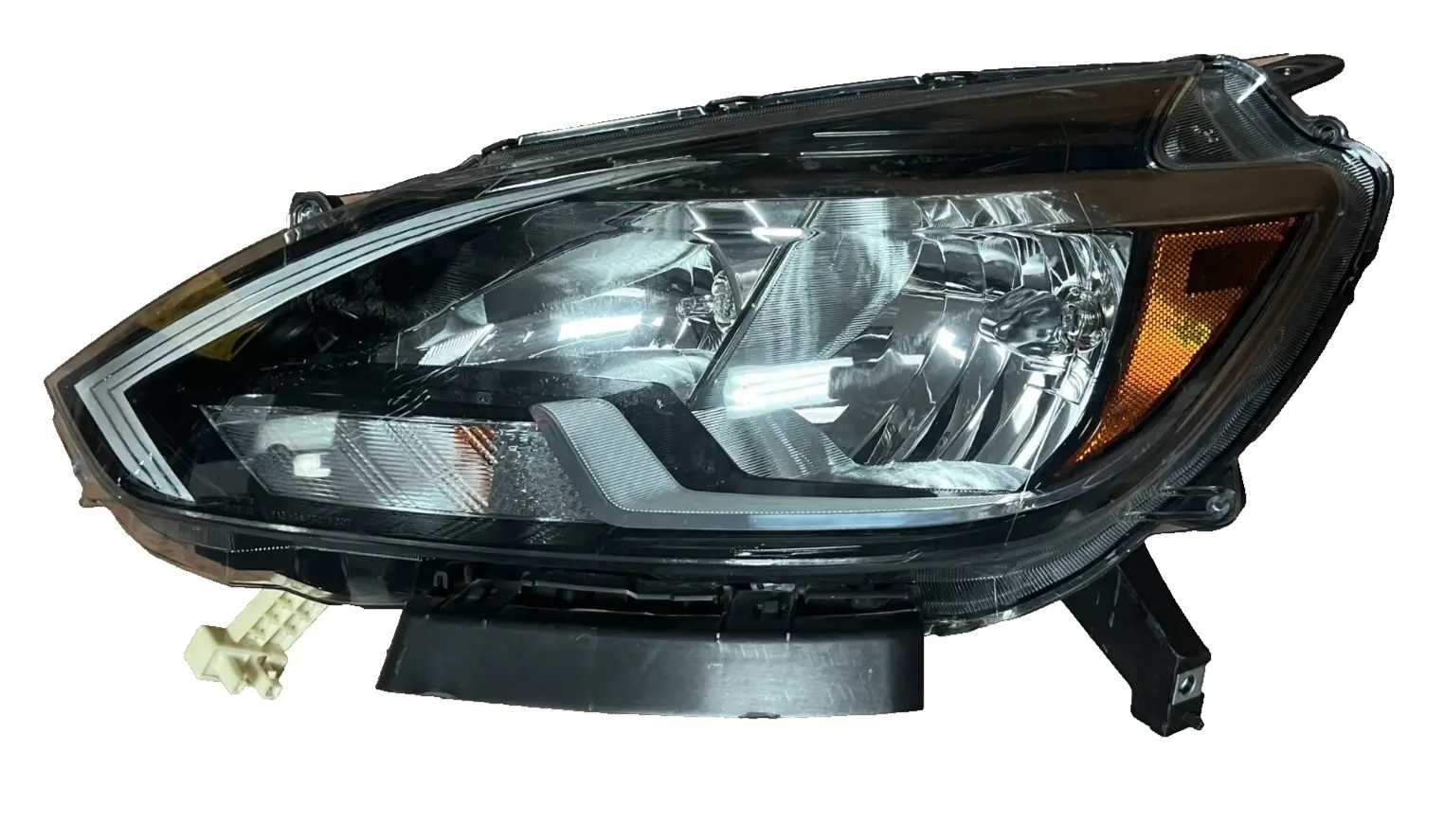 2016-2018 Nissan Sentra Headlight Head Lamp Front Left Driver Side DS763 B101L by Unbranded