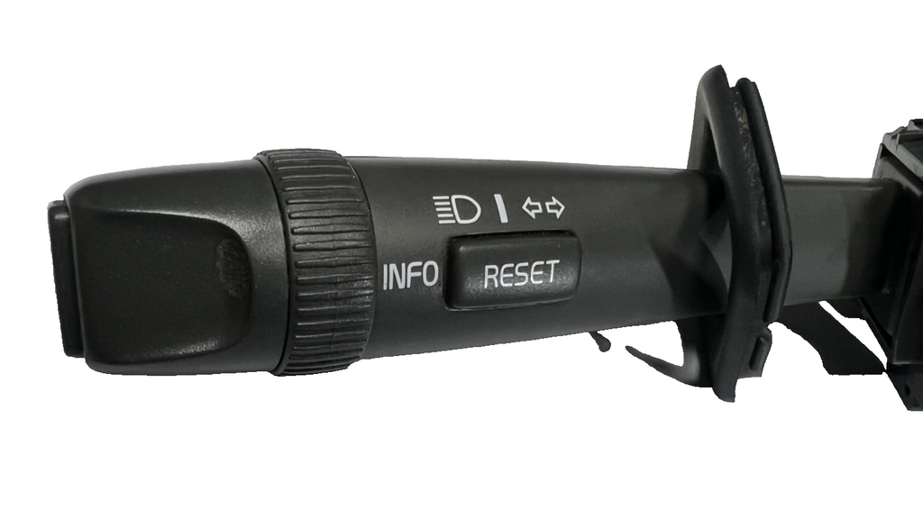 2001-2004 Volvo S60 S80 V70 XC70 XC90 Turn Signal Info Reset Switch 30798609