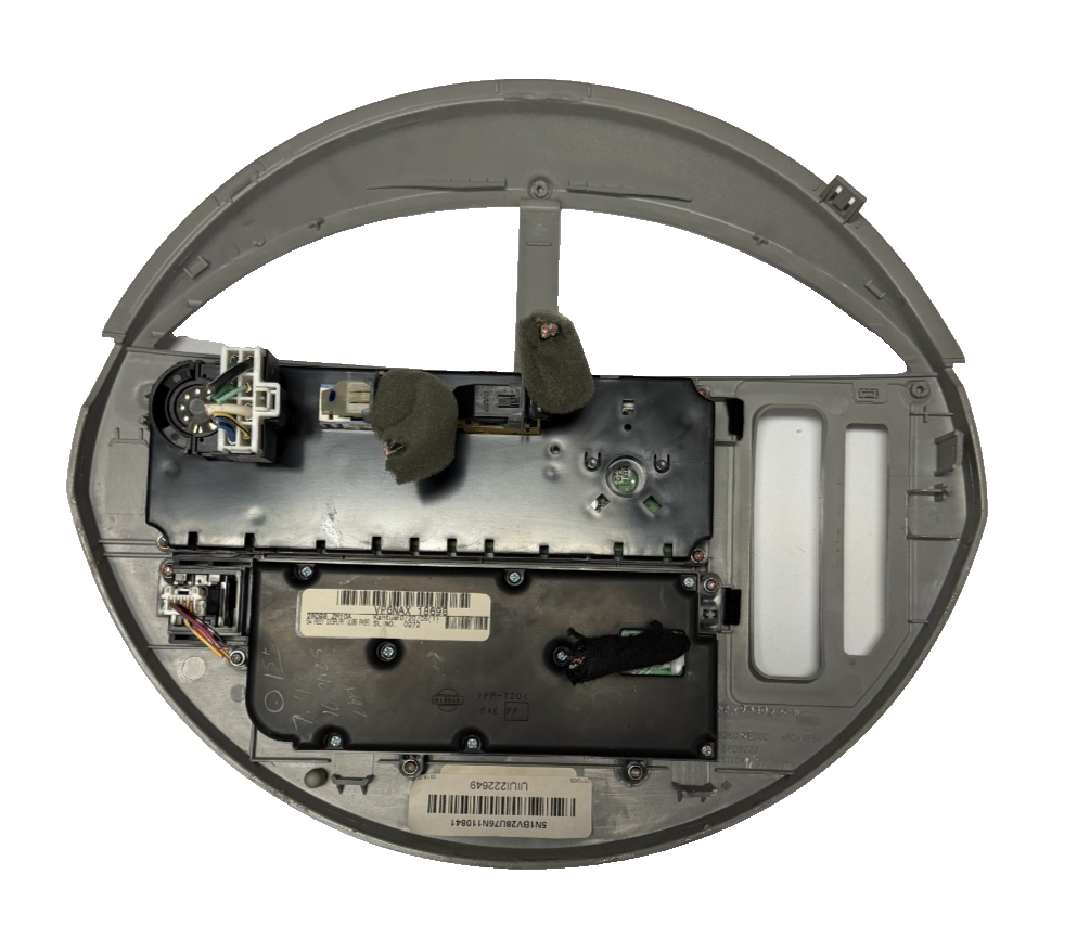 2004-2006 Nissan Quest Dash Center Climate CD SAT Radio Player Bezel Panel