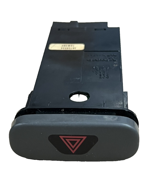 1998 1999 2000 Volvo S70 V70 Emergency Hazard Flasher Switch 30739334
