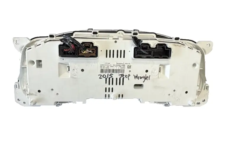 2015-2016 Jeep Wrangler Speedometer Gauge Instrument Cluster 56054391AD by Chrysler