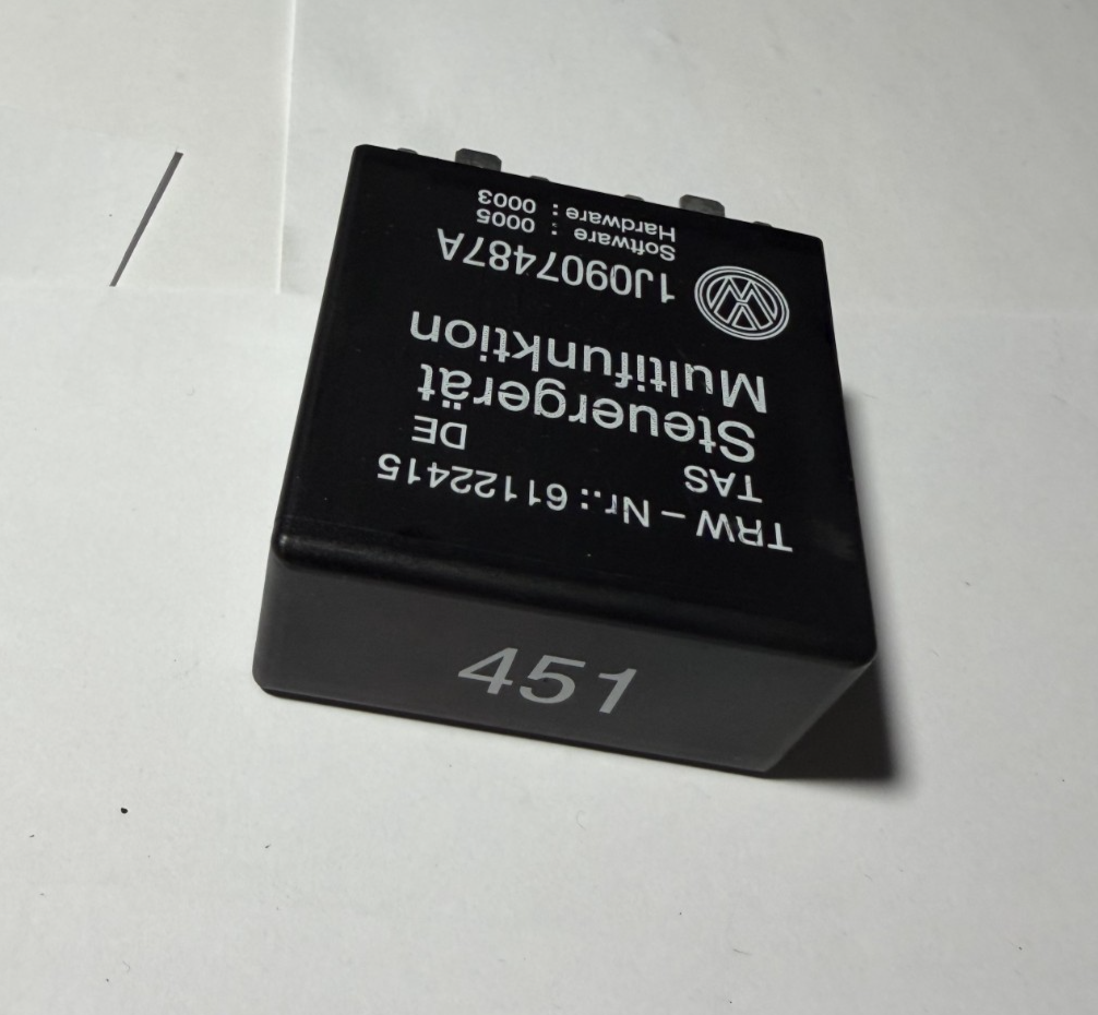 99-05 Volkswagen Jetta Multifunction Steering Relay #451 1J0907487A, 61122415