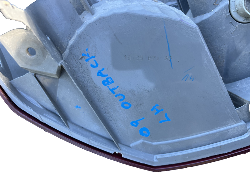 2008-2009 08 09 Subaru Outback Tail Light Taillight Left LH Driver Red