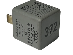 1992-2004 Audi S4 S6 A4 Fuel Pump Relay 12V 40A 30A OEM 4D0 951 253 Gray