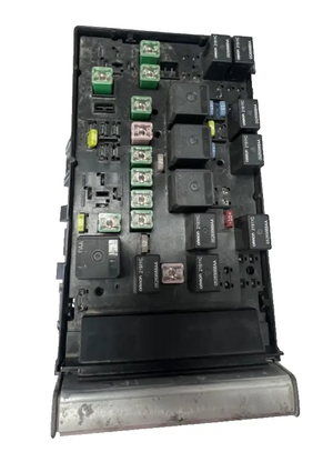 2005-2007 Dodge Grand Caravan Chrysler Town & Country FCM IPM Module 05144579AB