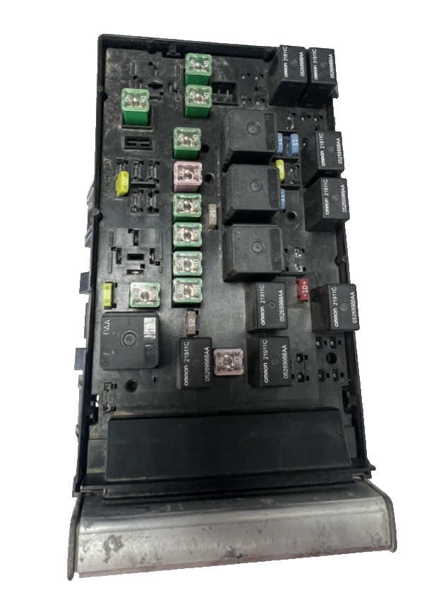 2005-2007 Dodge Grand Caravan Chrysler Town & Country FCM IPM Module 05144579AB