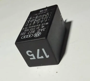 Volkswagen Jetta Accessory Power Relay 3A0 927 181 Black