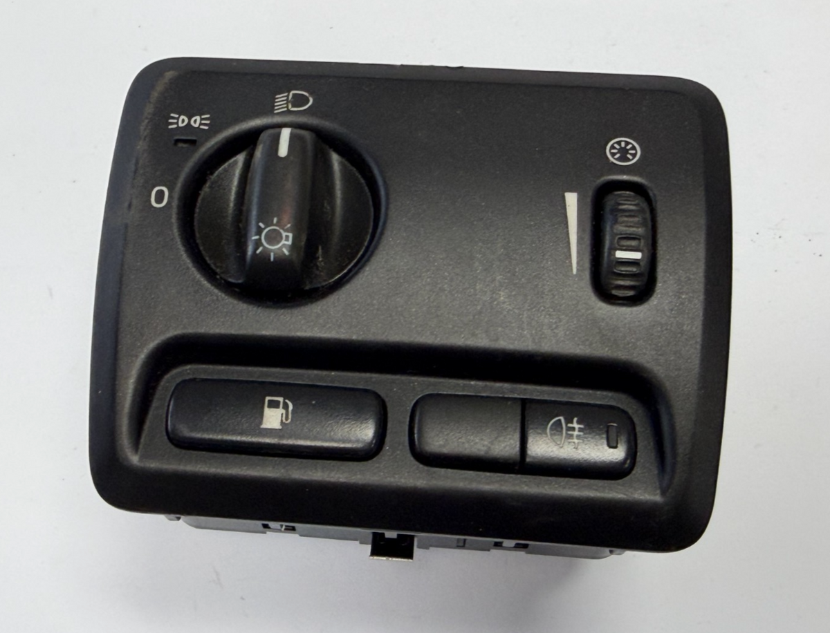 Headlight Headlamp Fuel Control Switch 8691752 fits 2001-2009 Volvo S60 XC70 V70 by Volvo