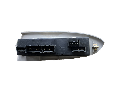 2002-2005 Chevrolet Trailblazer Master Power Window Switch OEM 15114241