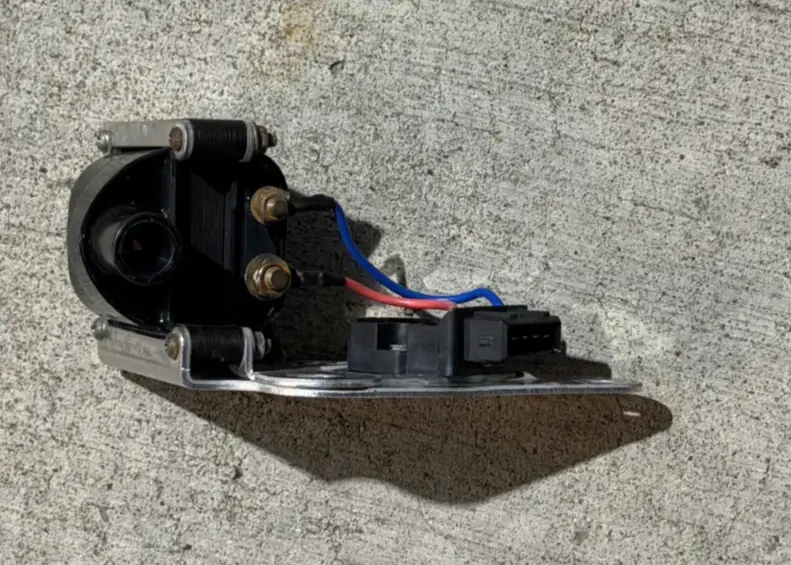 1993-1997 850 & 1997 1998 S70 Ignition Coil with Igniter Module by Unbranded