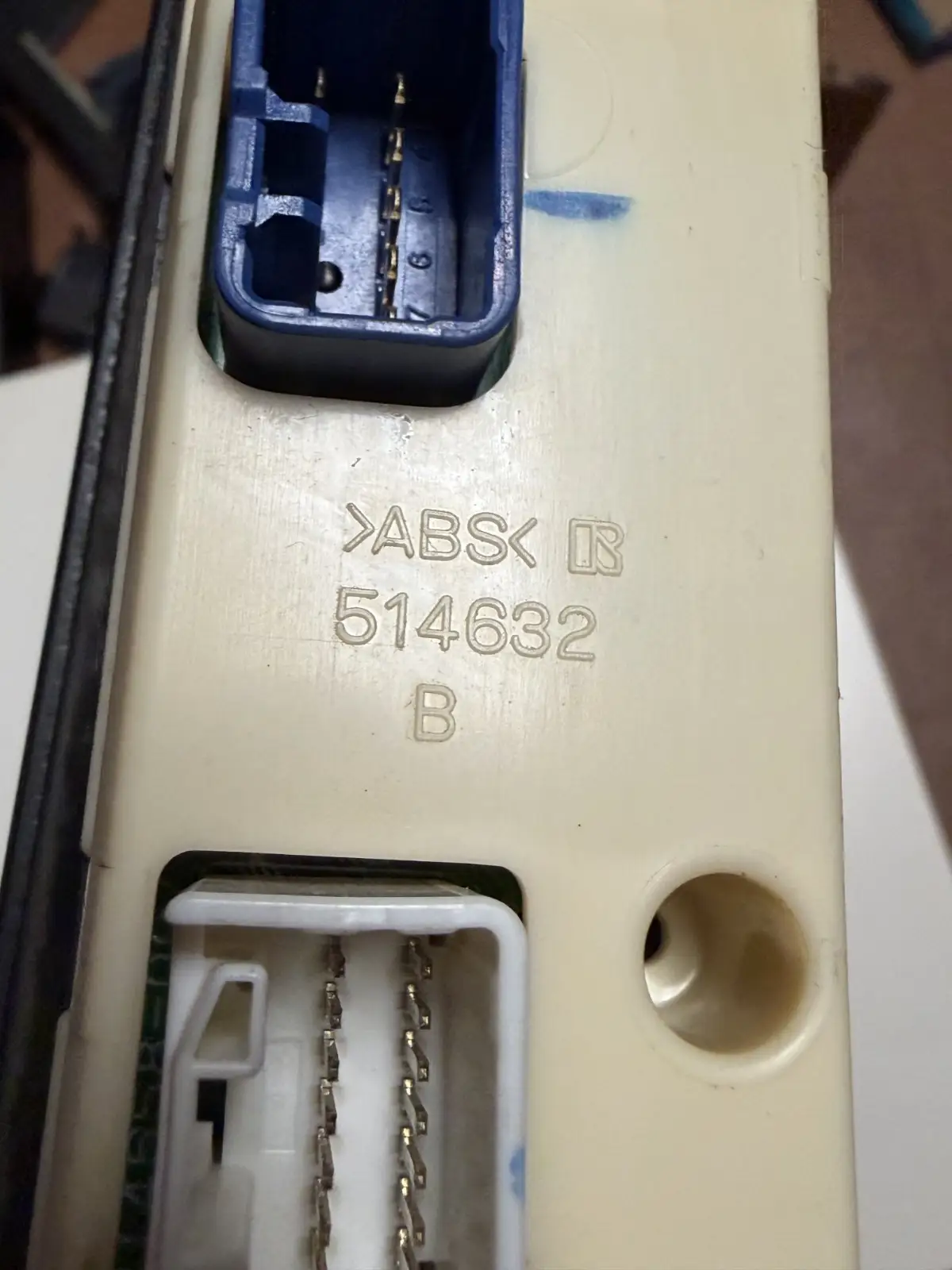 2004-2012 Chevrolet Colorado Driver Power Window Switch Master Door Lock 514632 by Chevrolet