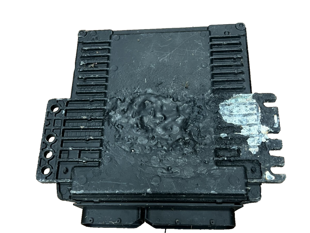 2004-2005 Nissan Quest Electronic Control Module ECM ECU OEM MEC33-011 A1