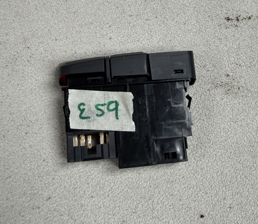 Hazard Light VTM-4 Lock Switch M31338 Black fits 06 07 08 Honda Pilot