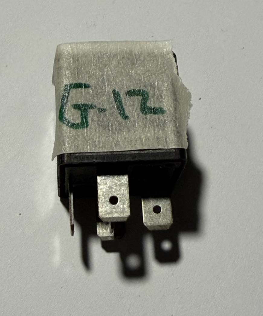 1994-2004 Volvo V40 Multiuse 5-Pin Relay 12V V23134 A52 X345, 9441160 Black