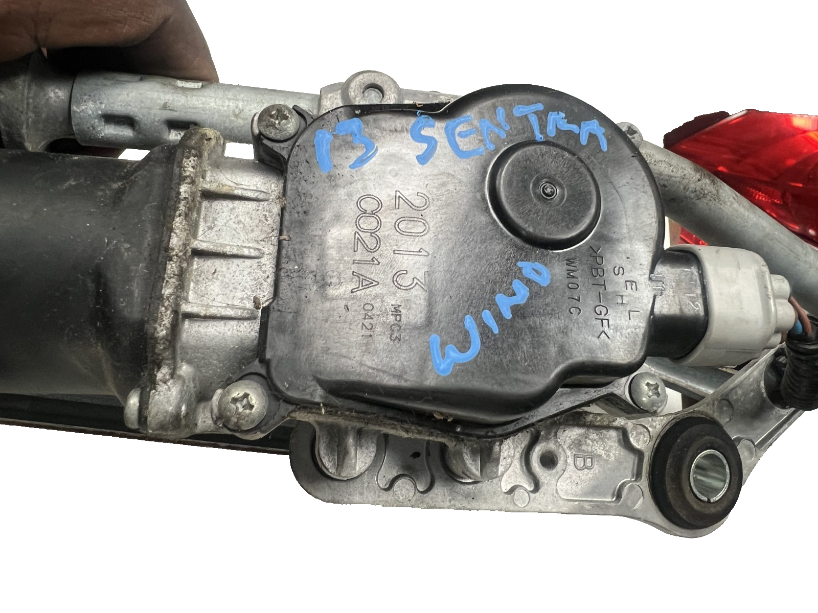 13 14 15 16 17 18 19 Nissan Sentra Front Windshield Wiper Motor Assembly