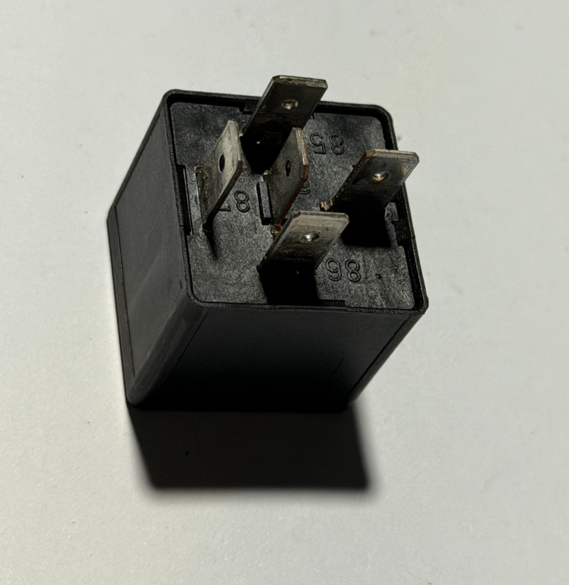 Tyco 5 Pin Relay 04848879AA 72472M, VF4 15F21 Z05 fits Chrysler Jeep Dodge