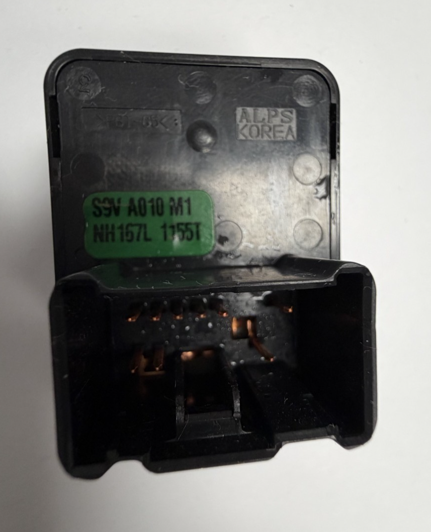 2003-2008 Honda Pilot Power Wing Mirror Switch Left LH Driver S9V A010 M1
