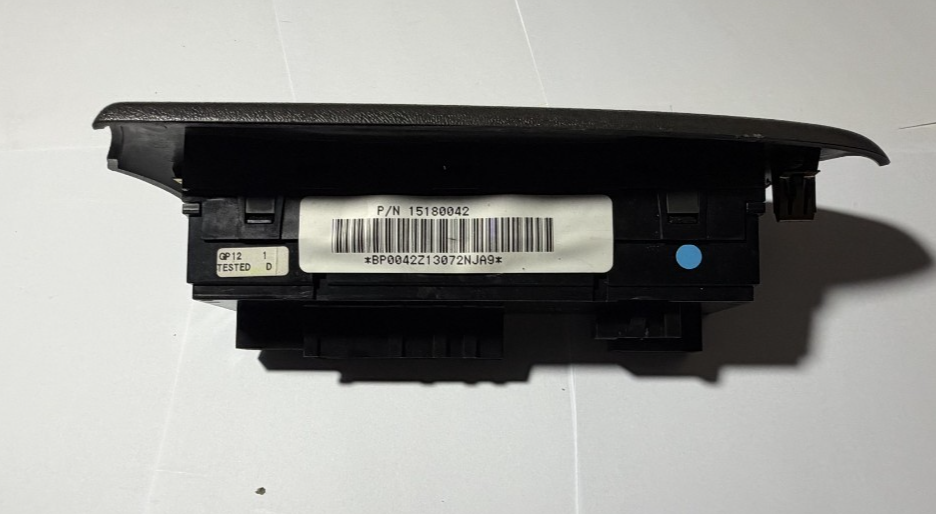 2002-2005 Chevrolet Trailblazer Master Power Window Switch Front LH 15180042