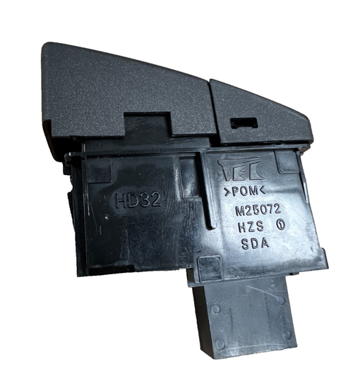 Emergency Hazard Flasher Switch M25072 for 03 04 05 06 07 Honda Accord
