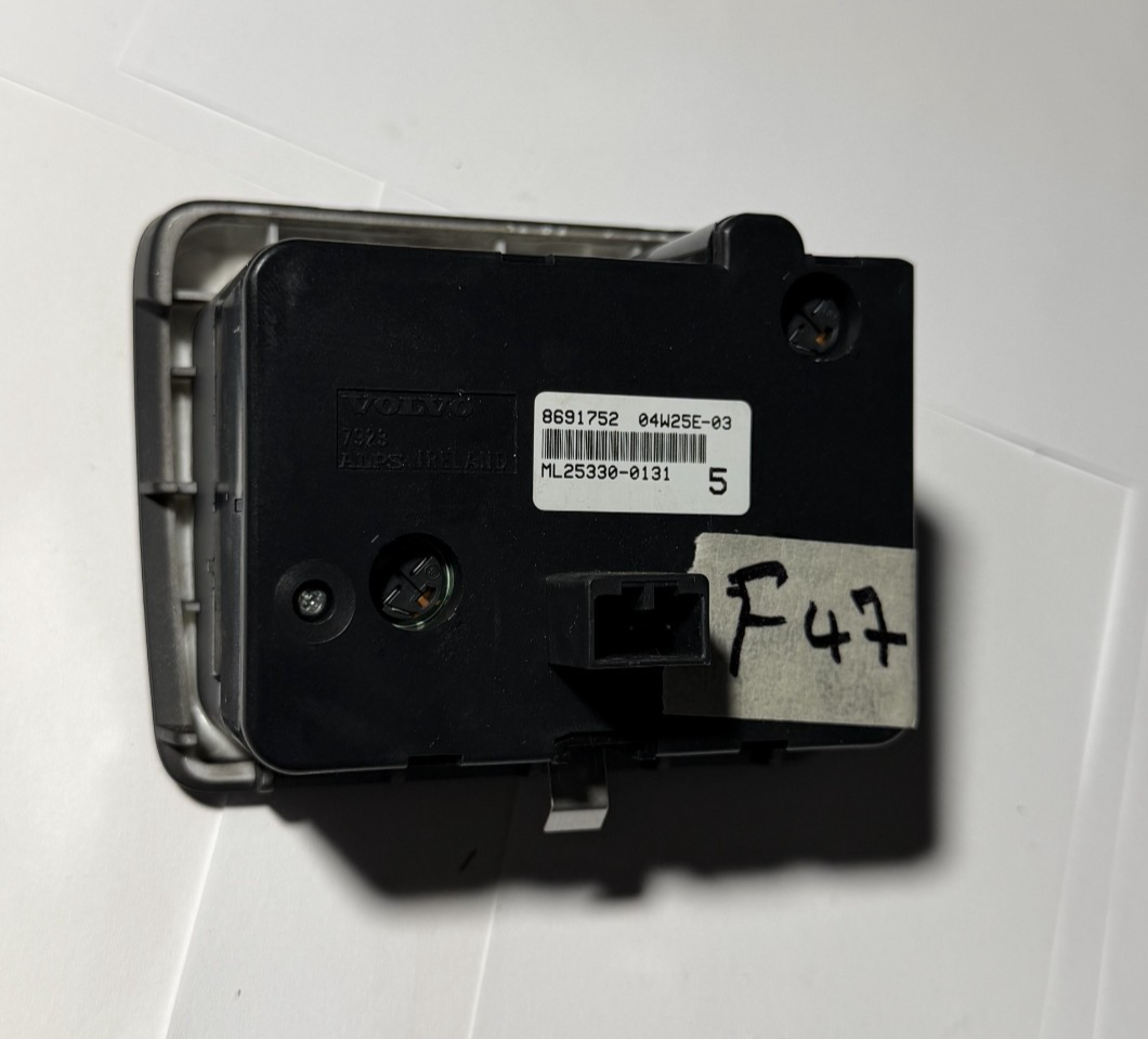 Headlight Headlamp Fuel Control Switch 8691752 fits 2001-2009 Volvo S60 XC70 V70