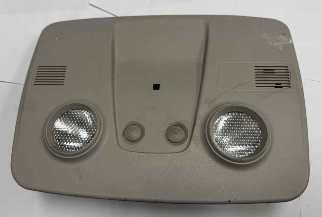 2009-2017 Chevrolet Chevy Traverse Overhead Console Dome Interior Light