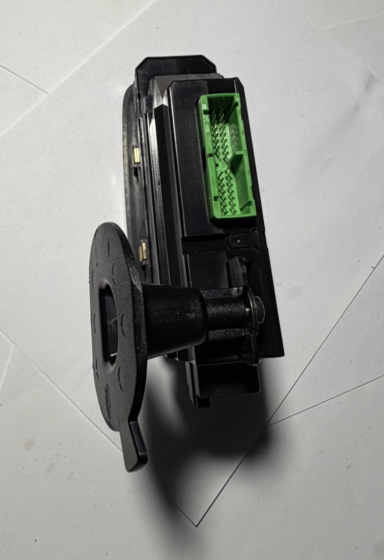2001-2003 Volvo S60 V70 XC70 Driver Master Power Window Switch 30658116