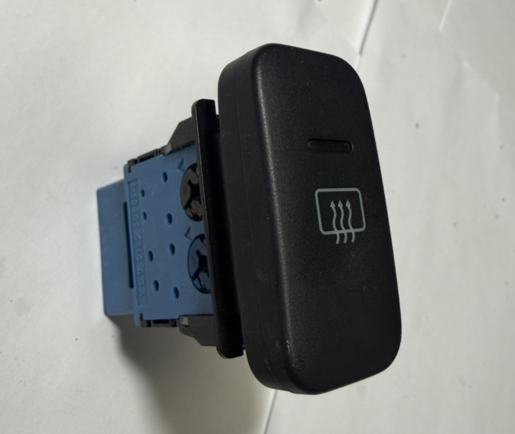 04 2004 Honda Civic Defrost Defog Switch M19620 M19902 CMS S5A Black