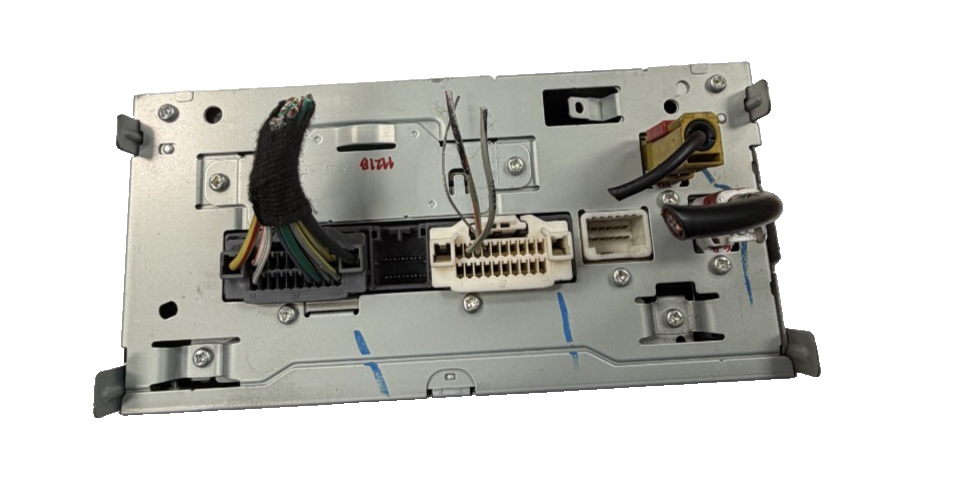 AM FM CD Player Radio Receiver 05064879AG fits 2008-2011 Chrysler Town & Country